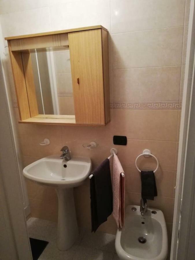 Centro E Parco 10 Min - Flat In Monza Lägenhet Exteriör bild