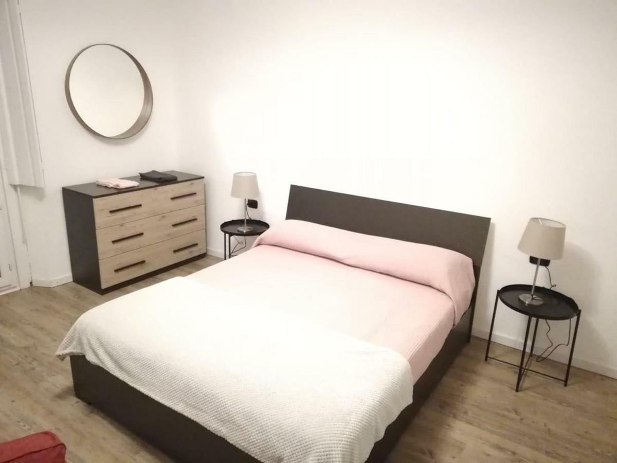Centro E Parco 10 Min - Flat In Monza Lägenhet Exteriör bild