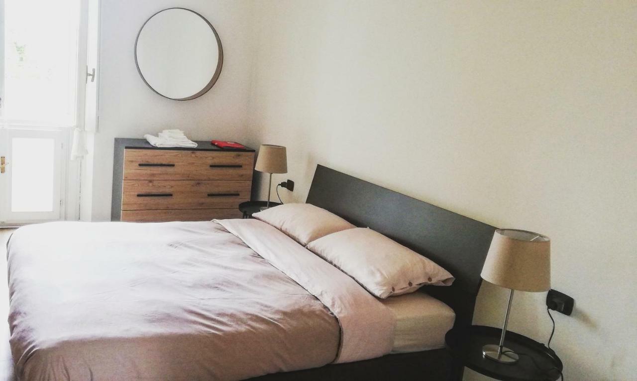 Centro E Parco 10 Min - Flat In Monza Lägenhet Exteriör bild