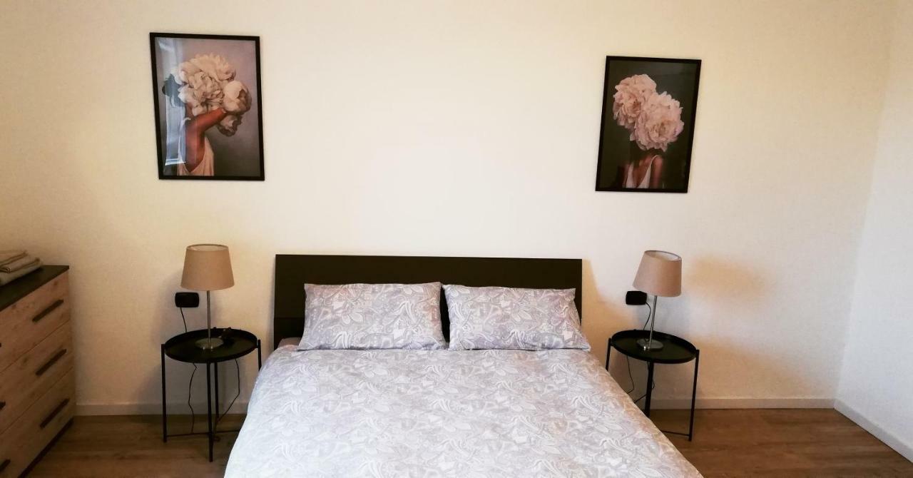 Centro E Parco 10 Min - Flat In Monza Lägenhet Exteriör bild
